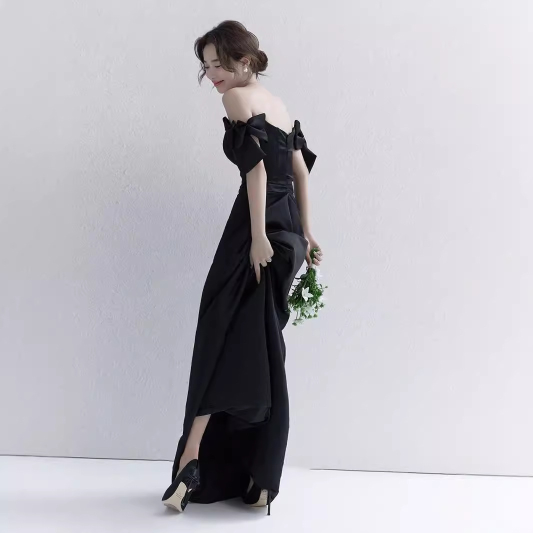 Black Satin Hebe Style Wedding - Photography Lighting Style recensie en prijs